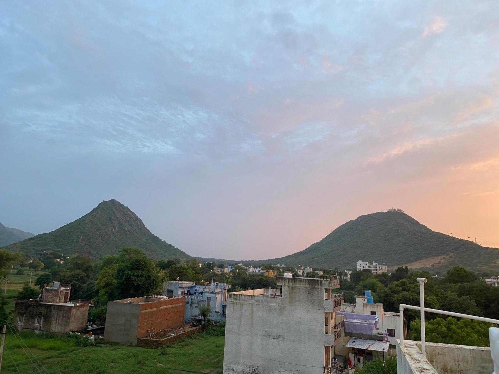 The Natural View 布什格尔 外观 照片